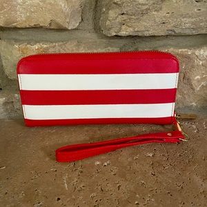 Lady’s wallet red and white zipper no tag